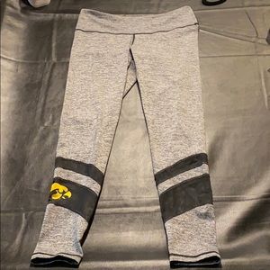 Gray Hawkeye leggings